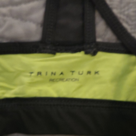 EUC MATCHING TRINA TURK ACTIVE WEAR SET SZ M - Picture 3 of 6